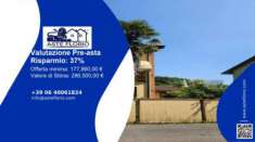 Foto Immobile in asta di 269 m, box auto in vendita a Cremona