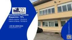 Foto Immobile in asta di 2740 m con pi di 5 locali in vendita a Ripatransone