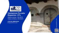 Foto Immobile in asta di 277 m in vendita a Costa Serina