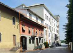 Foto Immobile in asta di 283 m, box auto in vendita a Faule