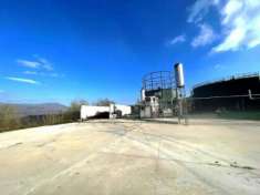 Foto Immobile in asta di 2850 m con pi� di 5 locali in vendita a Picerno