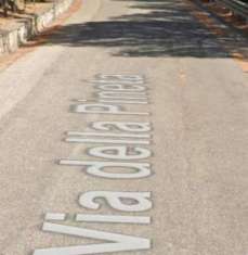 Foto Immobile in asta di 2900 m con pi di 5 locali in vendita a San Basilio