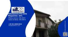 Foto Immobile in asta di 291 m, box auto in vendita a Perugia