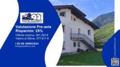 Foto Immobile in asta di 291 m con pi di 5 locali e box auto in vendita a Gordona