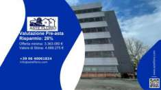 Foto Immobile in asta di 2983 m con pi� di 5 locali in vendita a Bologna