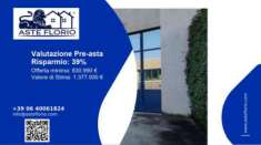 Foto Immobile in asta di 3 m con pi� di 5 locali in vendita a Carugo