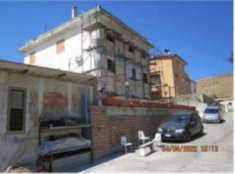 Foto Immobile in asta di 303 m con 3 locali in vendita a Crotone
