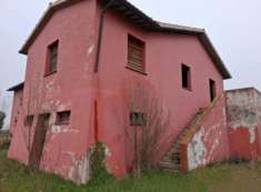 Foto Immobile in asta di 305 m in vendita a Montefalco