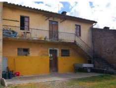 Foto Immobile in asta di 309 m in vendita a Castelnuovo Berardenga