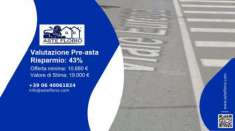Foto Immobile in asta di 31 m, box auto in vendita a Bari