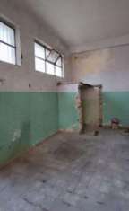 Foto Immobile in asta di 31 m con pi� di 5 locali in vendita a Pescara