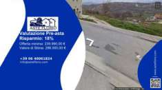 Foto Immobile in asta di 314 m con pi� di 5 locali e box auto in vendita a Frosolone