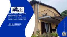 Foto Immobile in asta di 318 m in vendita a Deruta