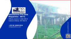 Foto Immobile in asta di 319 m con pi di 5 locali e box auto in vendita a Filiano