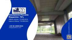 Foto Immobile in asta di 3199 m con pi di 5 locali in vendita a San Possidonio