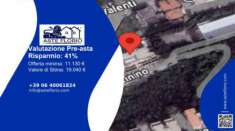 Foto Immobile in asta di 32 m con pi� di 5 locali in vendita a Macerata