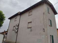 Foto Immobile in asta di 321 m con pi di 5 locali in vendita a Montecchio Emilia
