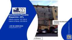 Foto Immobile in asta di 326 m con pi di 5 locali in vendita a Biella