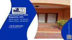 Foto Immobile in asta di 33 m in vendita a Arzachena