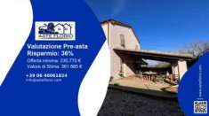Foto Immobile in asta di 330 m in vendita a Pesaro