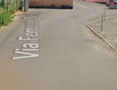 Foto Immobile in asta di 332 m con pi di 5 locali in vendita a Uzzano