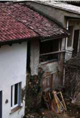 Foto Immobile in asta di 34 m con pi di 5 locali in vendita a Inverigo
