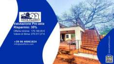 Foto Immobile in asta di 340 m con pi di 5 locali in vendita a Sutri