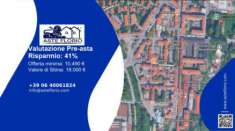 Foto Immobile in asta di 35 m con pi� di 5 locali in vendita a Torino