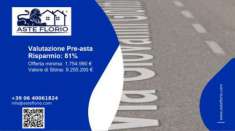 Foto Immobile in asta di 3512 m in vendita a Pesaro