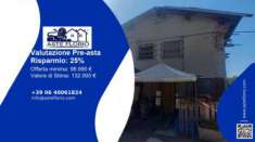 Foto Immobile in asta di 360 m con pi� di 5 locali in vendita a Carpi