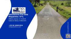 Foto Immobile in asta di 38 m, box auto in vendita a Sorano