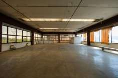 Foto Immobile in asta di 385 m con pi di 5 locali in vendita a Bussero