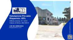 Foto Immobile in asta di 386 m con pi di 5 locali in vendita a Caldarola