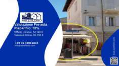 Foto Immobile in asta di 40 m con pi� di 5 locali in vendita a Grado