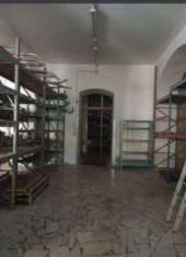 Foto Immobile in asta di 410 m in vendita a Napoli