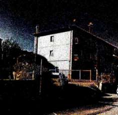 Foto Immobile in asta di 416 m con pi di 5 locali in vendita a Gambassi Terme
