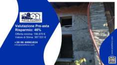 Foto Immobile in asta di 426 m in vendita a Gressan
