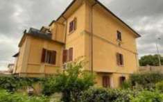 Foto Immobile in asta di 45 m in vendita a San Giovanni Valdarno