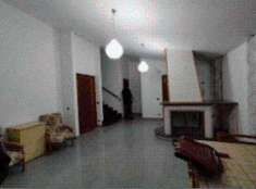 Foto Immobile in asta di 454 m in vendita a Polla