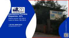 Foto Immobile in asta di 470 m con pi� di 5 locali e box auto doppio in vendita a Macerata