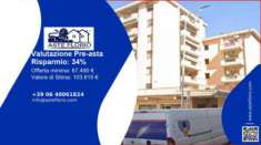 Foto Immobile in asta di 50 m, box auto in vendita a Prato