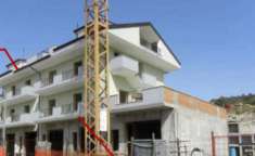 Foto Immobile in asta di 506 m con pi di 5 locali in vendita a Satriano