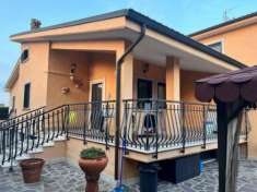 Foto Immobile in asta di 517 m con pi di 5 locali e box auto in vendita a Roma