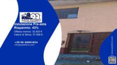 Foto Immobile in asta di 52 m, box auto in vendita a Piantedo