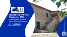 Foto Immobile in asta di 540 m con pi di 5 locali e box auto in vendita a Umbertide
