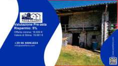 Foto Immobile in asta di 541 m con pi� di 5 locali in vendita a Biella