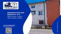 Foto Immobile in asta di 55 m, box auto in vendita a Lucca