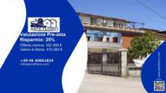 Foto Immobile in asta di 552 m con pi� di 5 locali in vendita a San Pietro al Tanagro