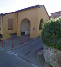 Foto Immobile in asta di 555 m con pi di 5 locali in vendita a Sinalunga