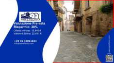 Foto Immobile in asta di 57 m in vendita a Cosenza